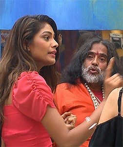 Bigg Boss 10: Bhoot-pret, bad acting and more secrets