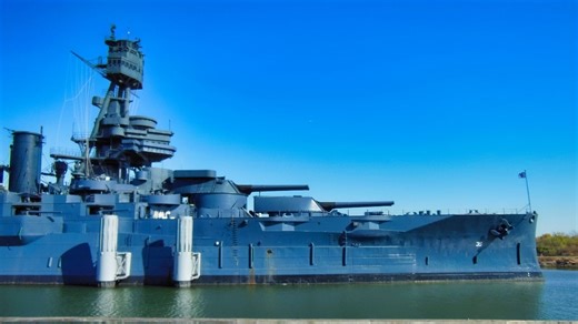 32,000 Ton 'Super' Battleship USS Texas Has a Message for the Navy