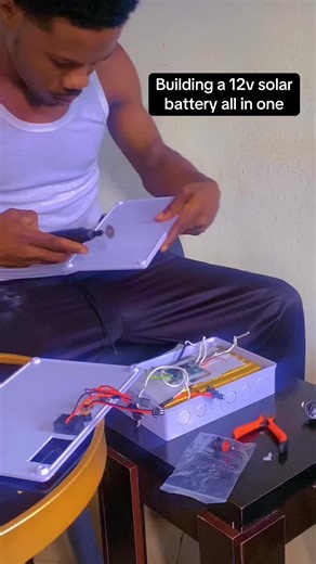 Diy solar system all in one for every home and shop's. #diytech #diy #solar #solarpower #homeenergy