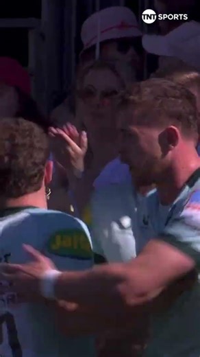 A perfect pass to Freddie Steward, who powers through to finish. ‪@PREM-Rugby‬ | #premrugby