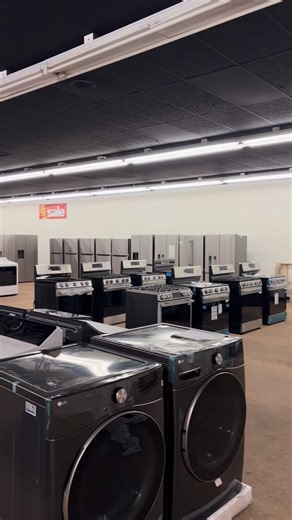 Looking for quality appliances at up to 70% OFF retail? Stop by Direct Discount Appliances — now open to the public. We carry a wide selection of: • Refrigerators • Washers & dryers • Ranges, dishwashers & more ✔️ Up to 70% OFF ✔️ Payment plans available ✔️ Fast pickup & delivery options ✔️ Local, family-owned business 📍 4322 W Bell Rd, Ste 2 Glendale, AZ 85308 📞 602-815-1277 | Direct Discount Appliances