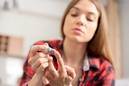 Glycémie postprandiale : comprendre le taux de sucre après les repas