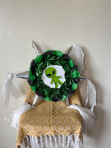 Martian Piñata- Alien Star Pinata – Space Birthday Party Decoration for Kids - Etsy