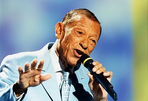 5 chansons inoubliables de fin de spectacle - Melody TV