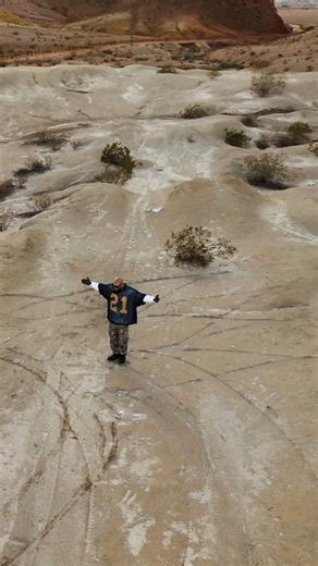 175K views · 13K reactions | Can we get 1,000 unashamed Christians to type “Waymaker” Link to full song in comments ⬇️ | Tyson James | Facebook