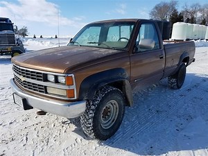 1989 Chevrolet K2500 4x4 Regular Cab Long Bed Pickup | Transportation