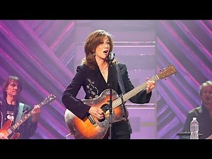 Christian music icon Amy Grant invokes ‘6th of January’ in new song asking if 'we’ve lost our way'