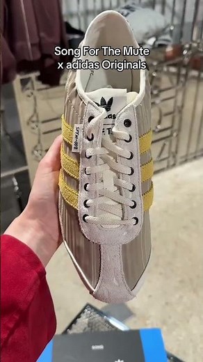 Here’s a closer look at Song For The Mute x adidas Originals. #Unboxing #Sneakers #Adidas