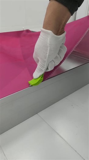 Sign Mate on Instagram: "Stop fighting with SEG graphics. #SEGTool #SEGInstallation #SEGGraphics #SiliconeEdgeGraphics #LightboxGraphics #SignMaking #DisplayTools #PrintShopLife #SignIndustry #ToolHack"