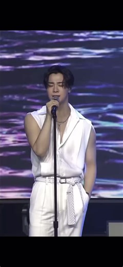 #ASTRO #waterfall #JINJIN #MJ #chaeunwoo #moonbin #rocky #yoonsanha