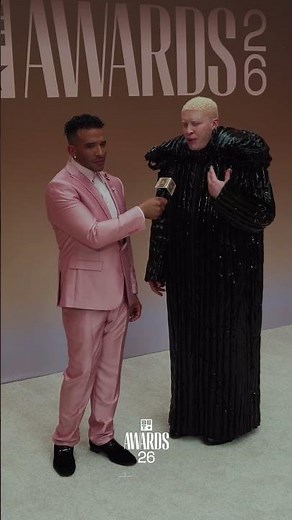 Shaun Ross came to make a statement on the #BETAwards Red Carpet. ✨
