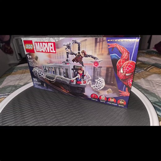 spiderman 1 train scene, this build brought me back to when the first movie came out i love it looks great and the interchangeable heads on spiderman is cool. #spiderman #marvel #lego #nostalgic @LEGO @Marvel Entertainment