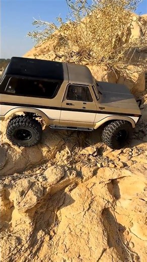Ford Bronco Extreme Rock Crawling Challenge