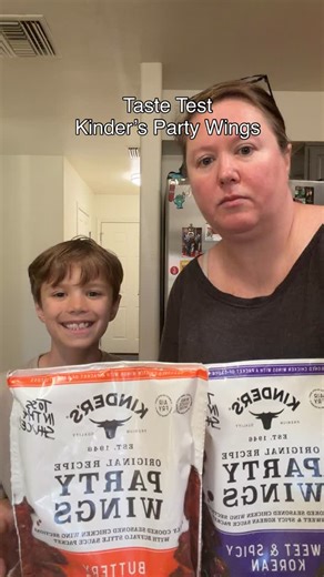 Taste Test :: Kinder’s Party Wings We got Buttery Buffalo and Sweet & Spicy Korean flavors. I cant decide which is my favorite. They’re both so good. Have you tried these? @kindersflavors #tastetest #honestreview #gamedayfood | Shell Yeah, Let's Eat