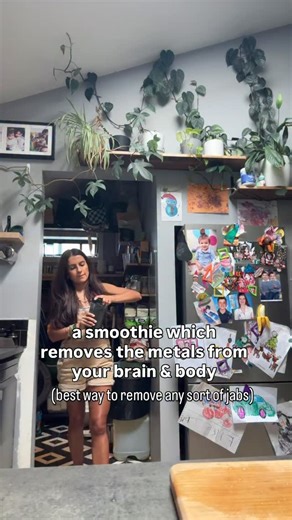 💾 save this recipe for later Medical Medium Heavy Metal Detox Smoothie Recipe Ingredients: 2 bananas 2 cups frozen or fresh wild blueberries, or 2 ounces pure wild blueberry juice, or 2 tablespoons pure wild blueberry powder 1 cup tightly packed fresh cilantro 1 teaspoon barley grass juice powder 1 teaspoon spirulina 1 tablespoon Atlantic dulse or 2 dropperfuls Atlantic dulse liquid 1 orange, juiced 1⁄2 to 1 cup water, coconut water, or additional fresh-squeezed orange juice (optional) Directio