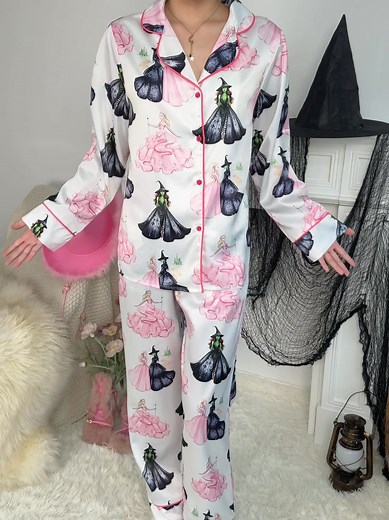 Wicked Print Satin Pajama Set💗💚 Discover the enchanting magic with Wicked pajamas!🔮 | SheShow Online