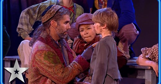 Video: Watch Simon Lipkin and Cast of London's Oliver! Perform 'You've Got to Pick a Pocket or Two'