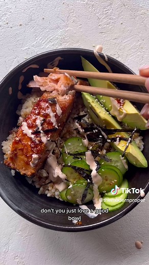 Delicious Japanese Salmon Rice Bowl Recipe