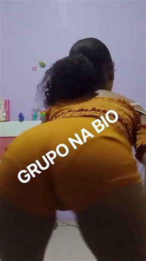 menina dançando funk