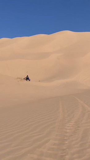 4K views · 71 reactions | In the dunes #yamaha #banshee350 #yamhabanshee350twin #banshee #2stroke #yamahabanshee #atv #2t #glamisdunes | D Banshee 350 | Facebook