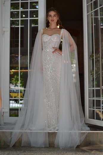 Sparkling Mermaid Gown With Corset Bodice, Detachable Mesh Sleeves, Silver Lace Bridal Dress - Etsy UK