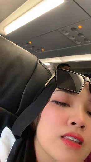 Inside an Airplane Cabin: Passenger Interactions Captured