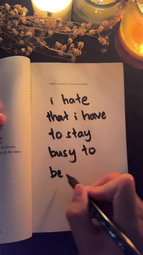 📚: The Window Seat to Healing by Elian Vale - available on Amazon ❤️‍🩹 #Heartbreak #healing #sadness #depression #anxiety