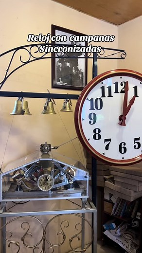 Reloj Musical con Campanas - Tradición Mexicana