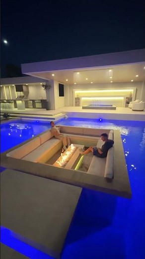 The cleanest pool design! 🤯🔥🥵 #luxuryhome #backyard #pool #home #backyarddesign #pooldesign