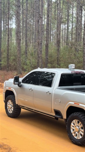 GMC Denali: A Masterpiece on 37s