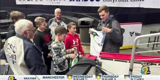 Jordan Bohannon relishing opportunity to play with Iowa Wolves