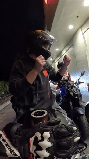 Matthew Woods (Jake Eddy) on Instagram: "fast food on the bikes"