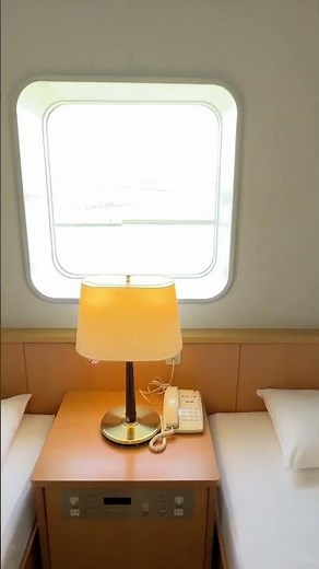 新日本海フェリー『らべんだぁ』客室ツーリストA(窓あり)の様子