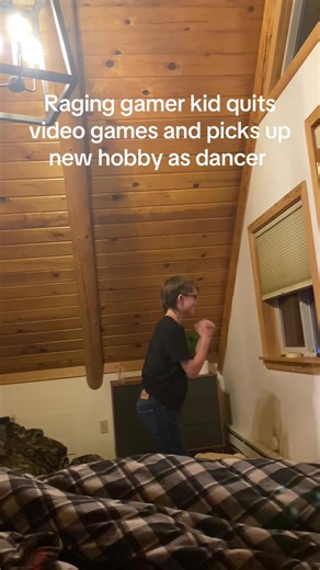 🤣🤣#raginggamerkid #fyp #funny #foryoupage #comedicgenius | kid raging on game