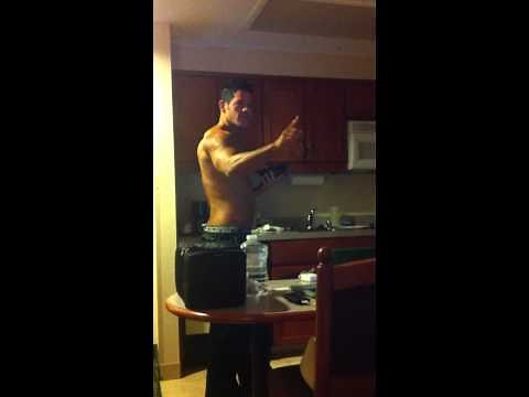 Eric Turner morning prep for Men's Physique at the 2012 Ronnie Coleman Classic