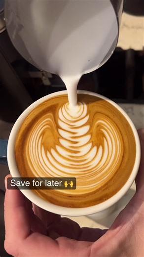 Mastering Latte Art: The Rosetta Pour