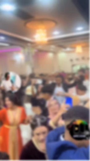 Mariage Algérien: Danse et Traditions en 2024