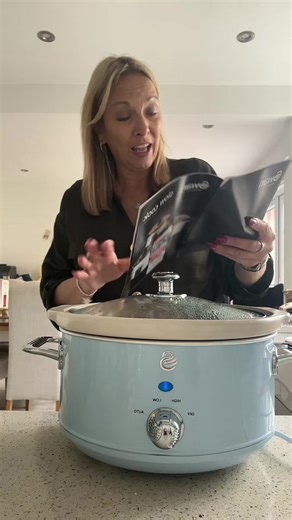 Delicious Chilli Recipe in Swan Slow Cooker