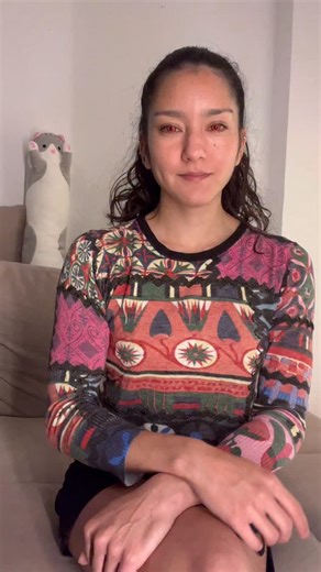 Emi on Instagram: "I’ll post a story where you can send me your questions. I’ll answer them live on the 19th at 6 p.m. (UTC+2). I’ll also talk about how I’ll handle your requests during the livestream. See you there! 😊 #fitnessjourney #gymlife #fitnessmotivation #strongereveryday #筋トレ女子 #フィットネス #ジムライフ #noexcuses"