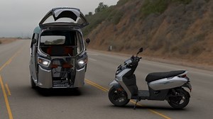 Hero MotoCorp unveils Surge S32: A batmobile like two in one electric vehicle - BusinessToday