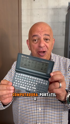 Una joya, la HP 200LX de hace 30 años. ¿La conocías? #palmtop #hp #hp200lx #retro #gadgetretro #msdos | Javier Matuk
