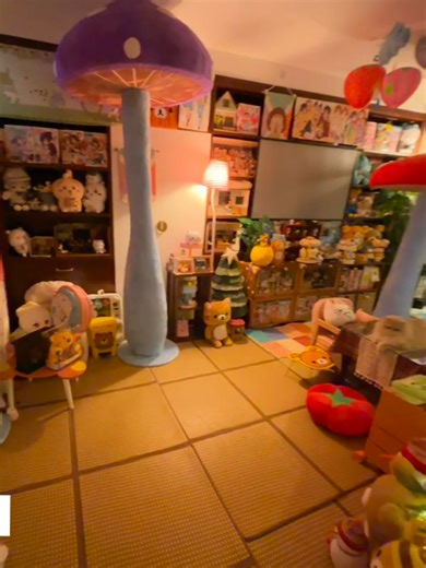 Exploring My Maximalist Room Layout Tour