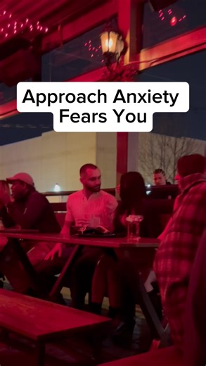 Andrew Bain | Personal Coach on Instagram: "Pro tip: you don’t need fancy openers you just need to get the convo started and an easy way to not end up in the Friendzone is to make your intentions clear from the beginning. You’re not approaching to be a friend you’re approaching to take her on a date. #coldapproach #rizz #confidence #socialskills #rejections"