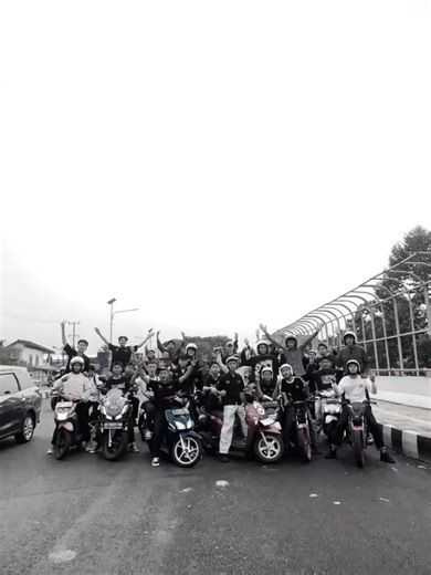 rfkyjnian_ (@rfkyjnian_)’s videos with It aint Me - RK MIX