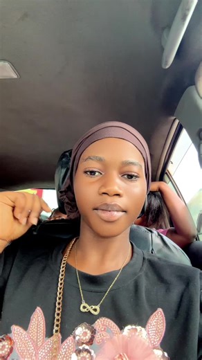 Unique Wine Comparison: Mini Ski and Dice Concept