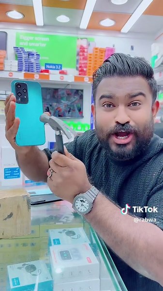 Honor 200lite 5G: Unbreakable Display Protection