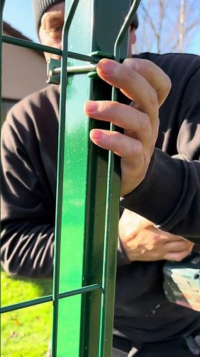 Návod na montáž panelů pomocí příchytek typu U l Ploty Dobrý