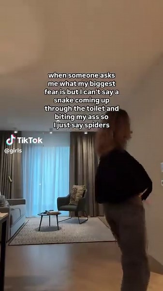 🫠🫠🫠 via @cococinaai #spiders #snakes #fearofsnakes