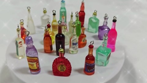 Whiskey Advent Calendar 2025 for Adults, Christmas Whisky Advent Calendar - 24 Days Without Repetition, 24 Premium Whiskey Pendants for Holiday Countdown & Gifting (5pc)