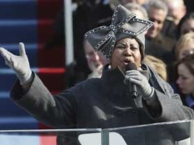 Aretha Franklin welcomes Obama